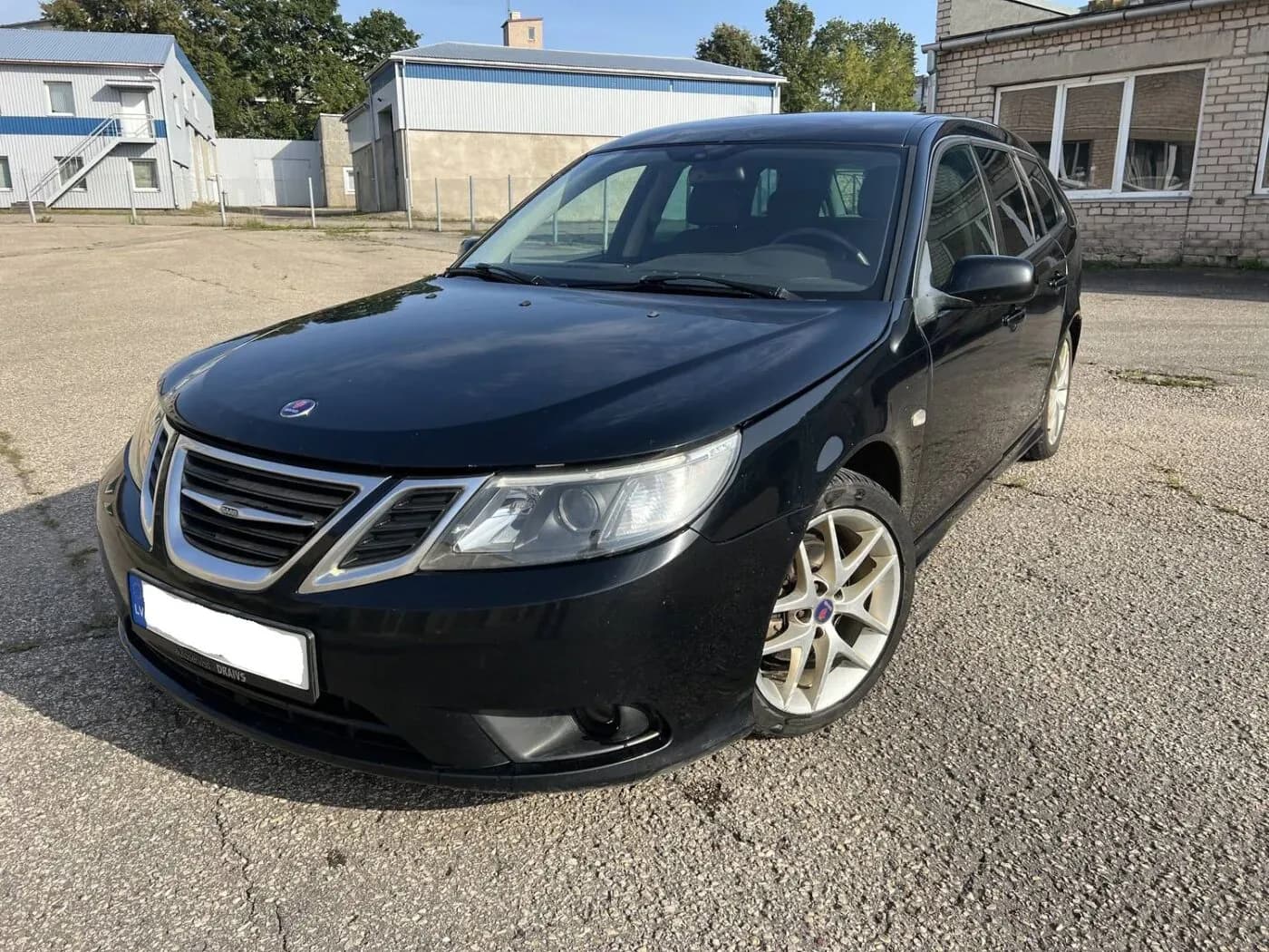 Kuva puretusta autosta 3