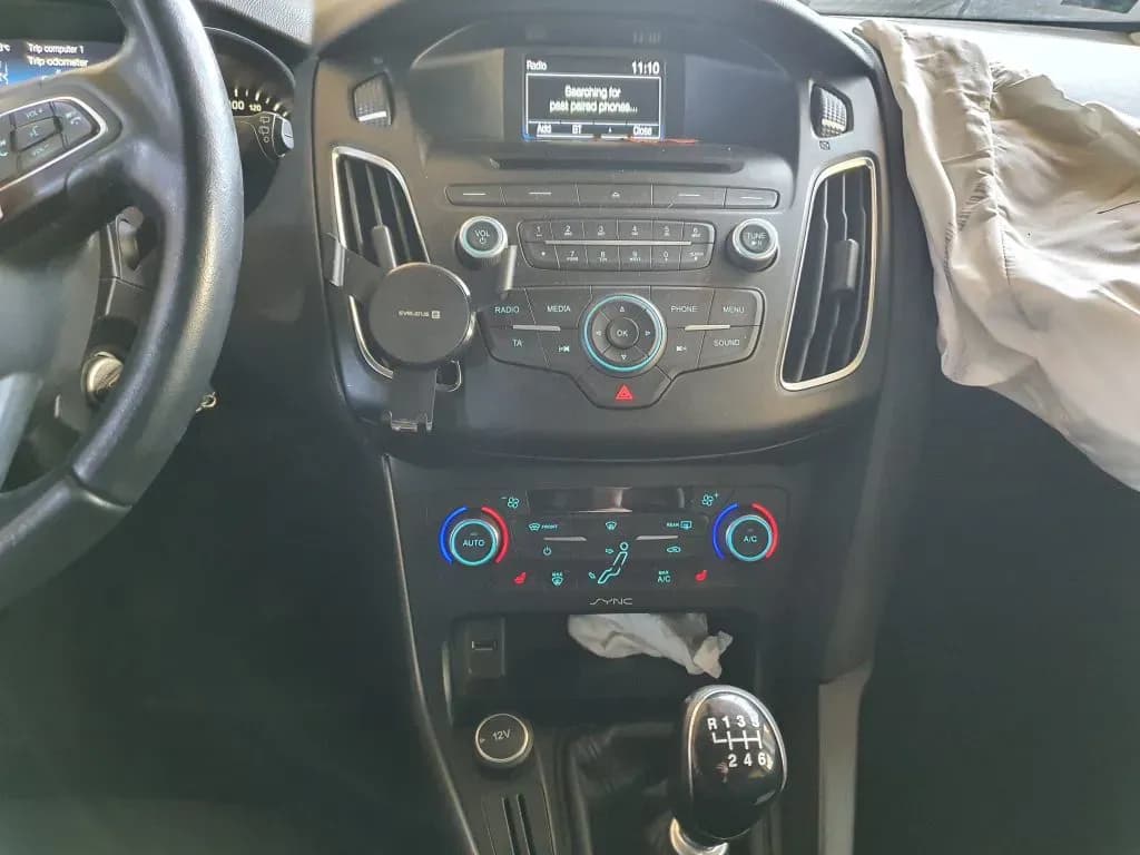 Kuva puretusta autosta 4