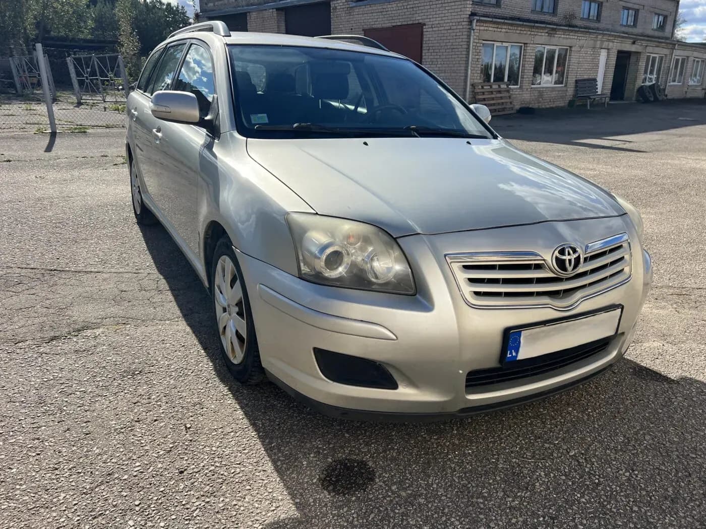 Kuva puretusta autosta 4