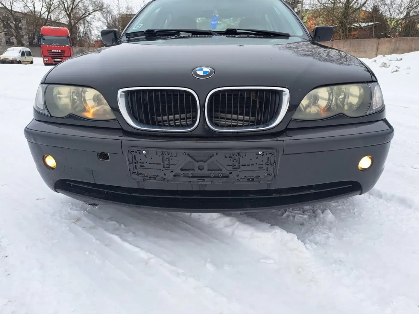 Kuva puretusta autosta 4