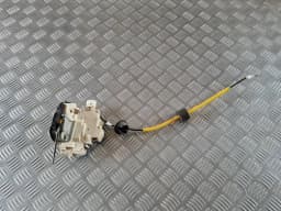 Vasemman takaoven lukko AUDI A6 2008