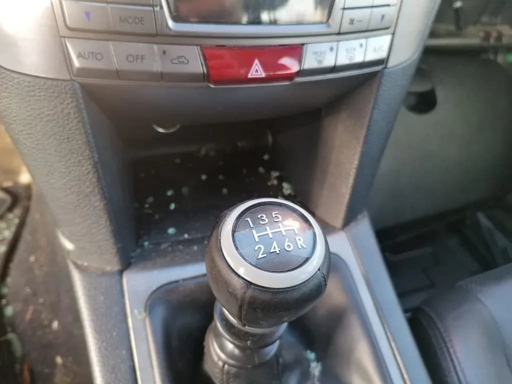 Kuva puretusta autosta 2