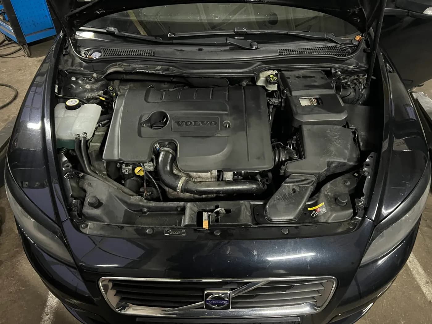 Kuva puretusta autosta 4