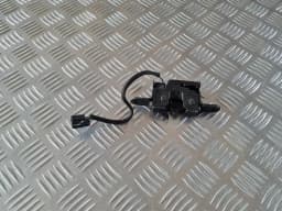 Konepellin lukitus RENAULT SCENIC III 2011