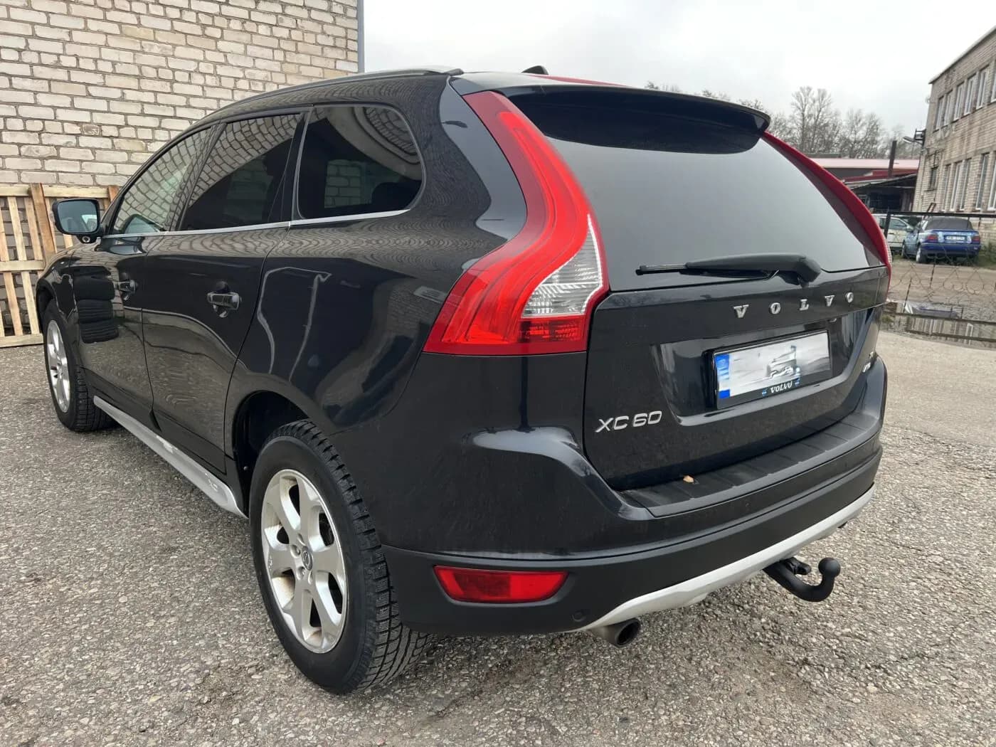 Kuva puretusta autosta 4
