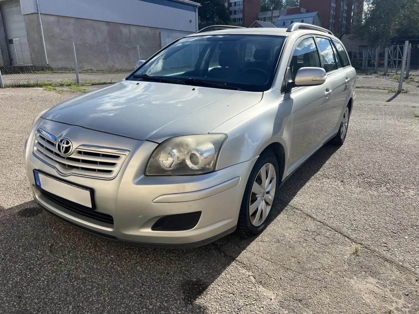 Kuva puretusta autosta 2