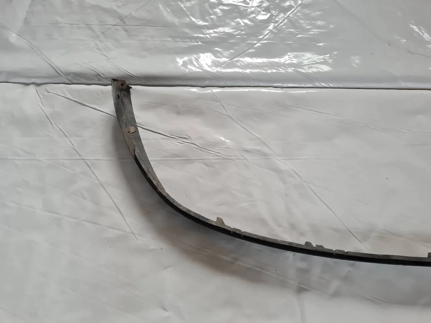 Spoiler etupuskuri RENAULT SCENIC III 2011 - foto 6