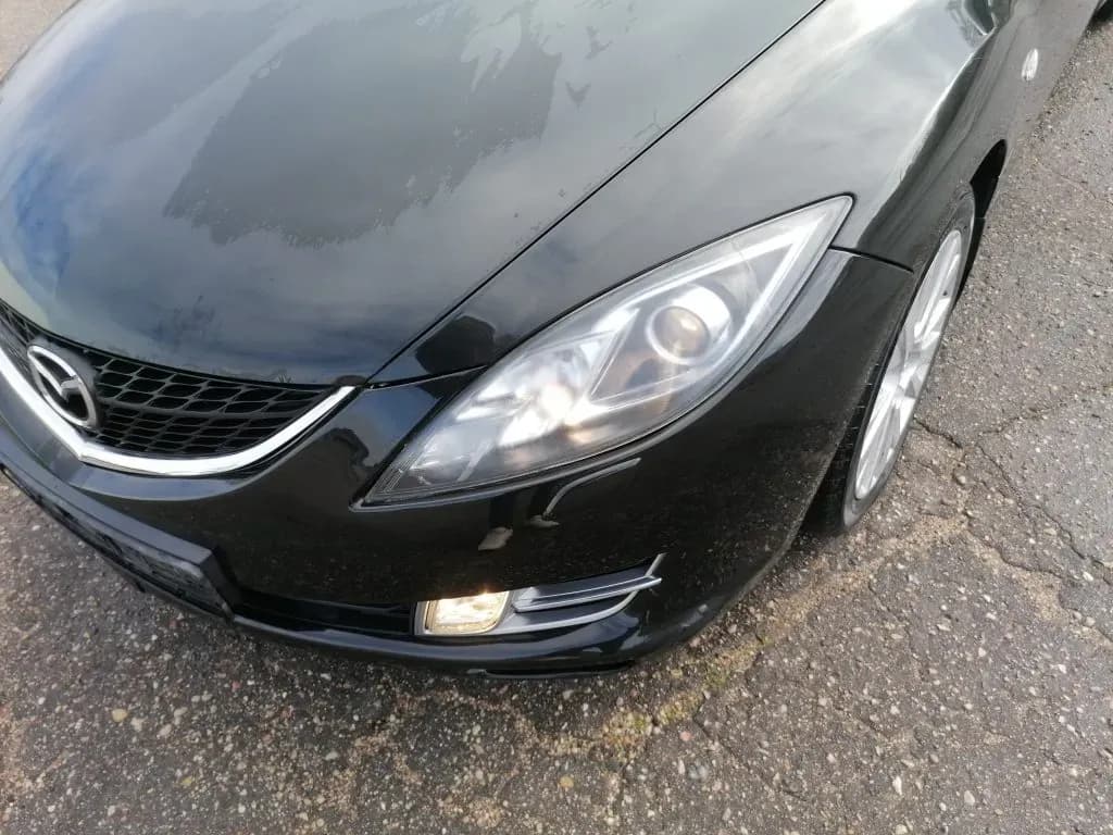 Kuva puretusta autosta 3
