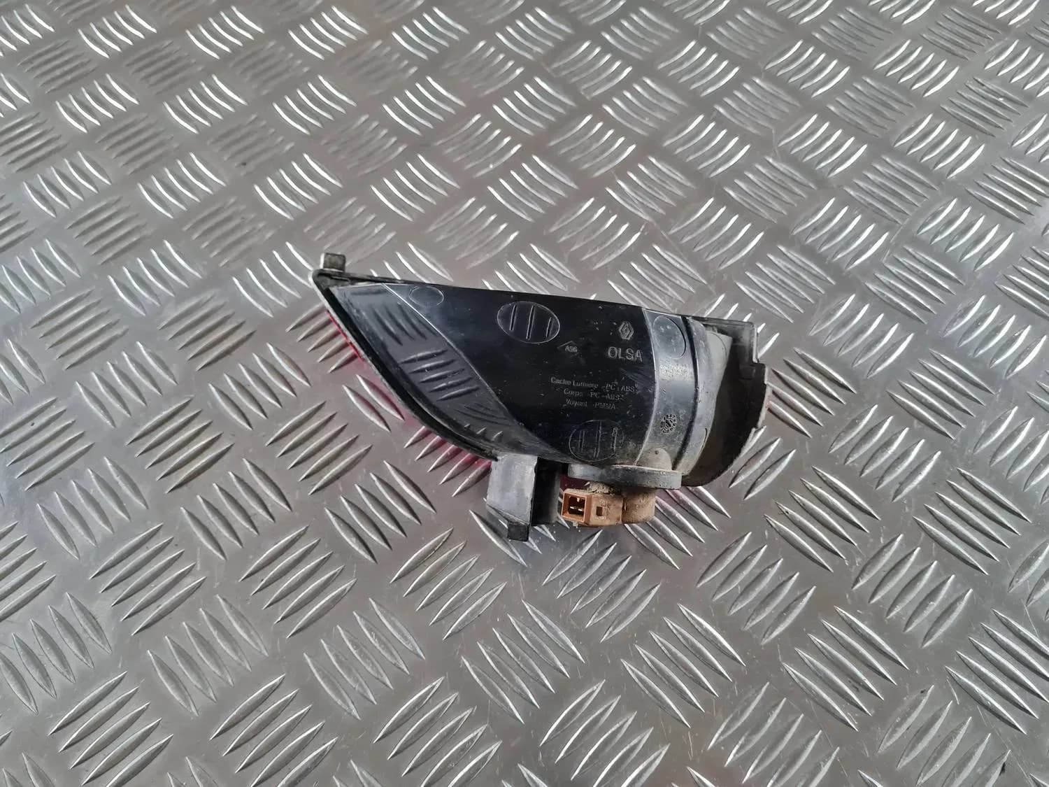 Sumu, takana vasemmalla RENAULT SCENIC III 2011 - foto 2