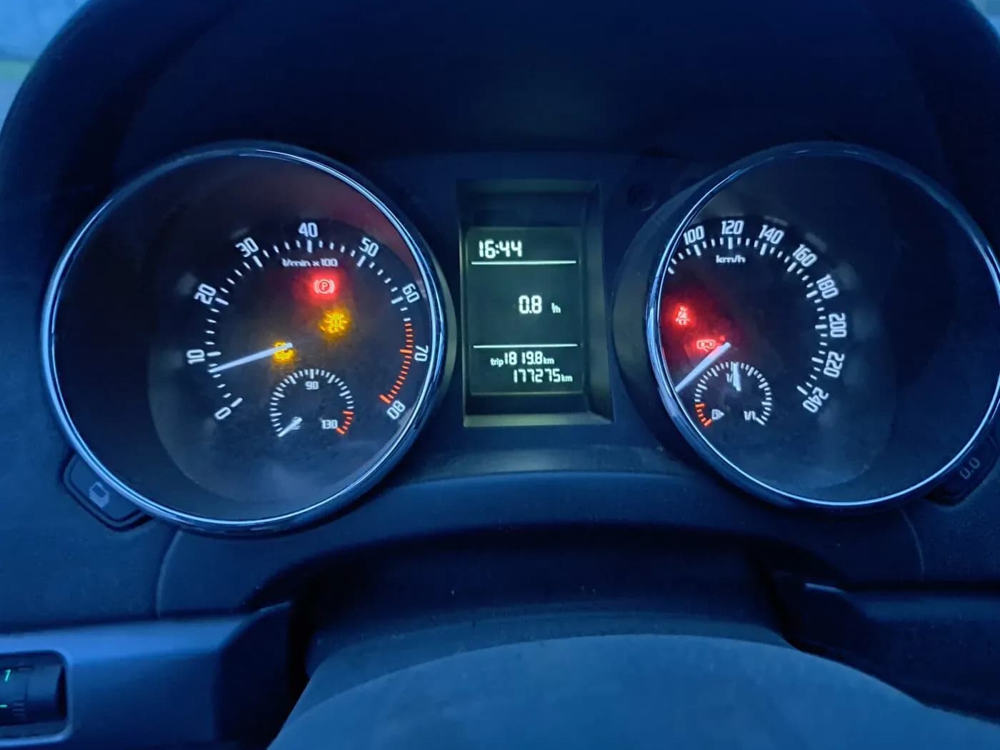 Kuva puretusta autosta 1