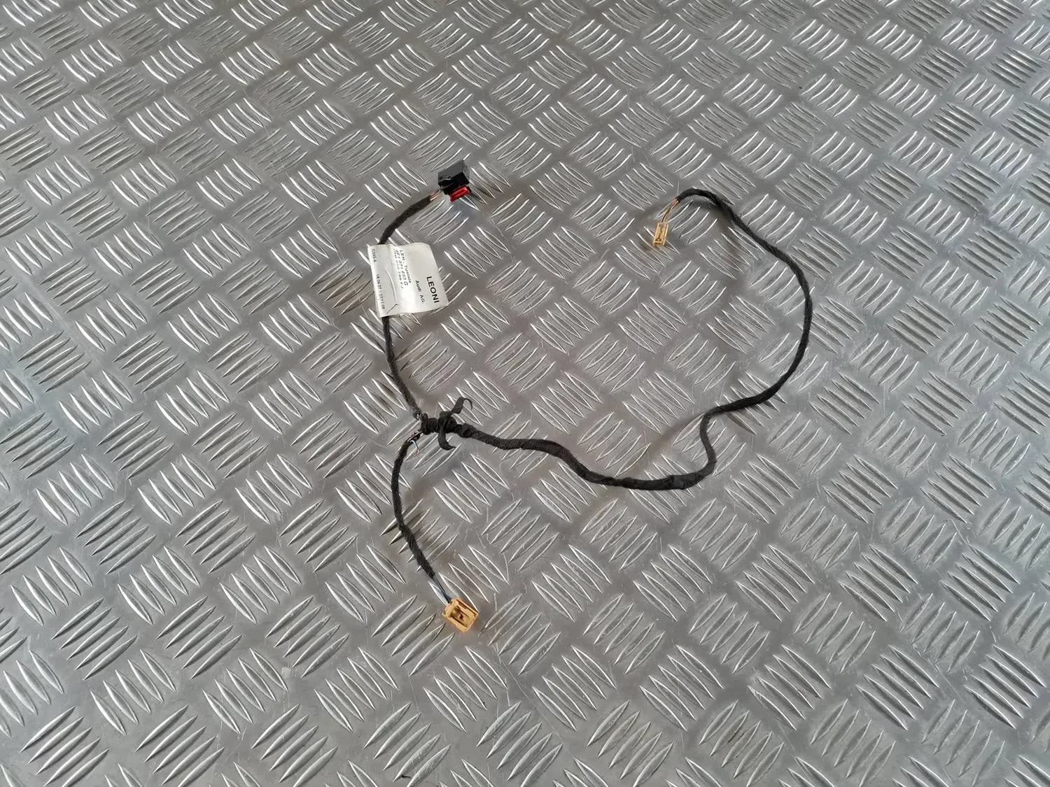Oven johdot AUDI A6 2008 - foto 1