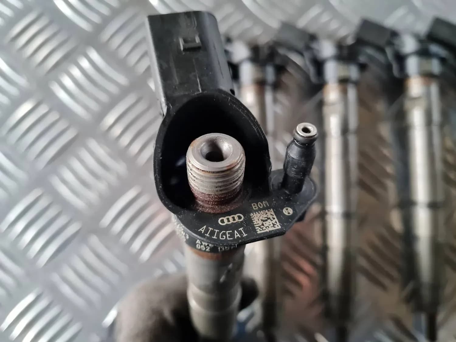 Polttoaineen ruiskutuslaite AUDI A6 2008 - foto 8
