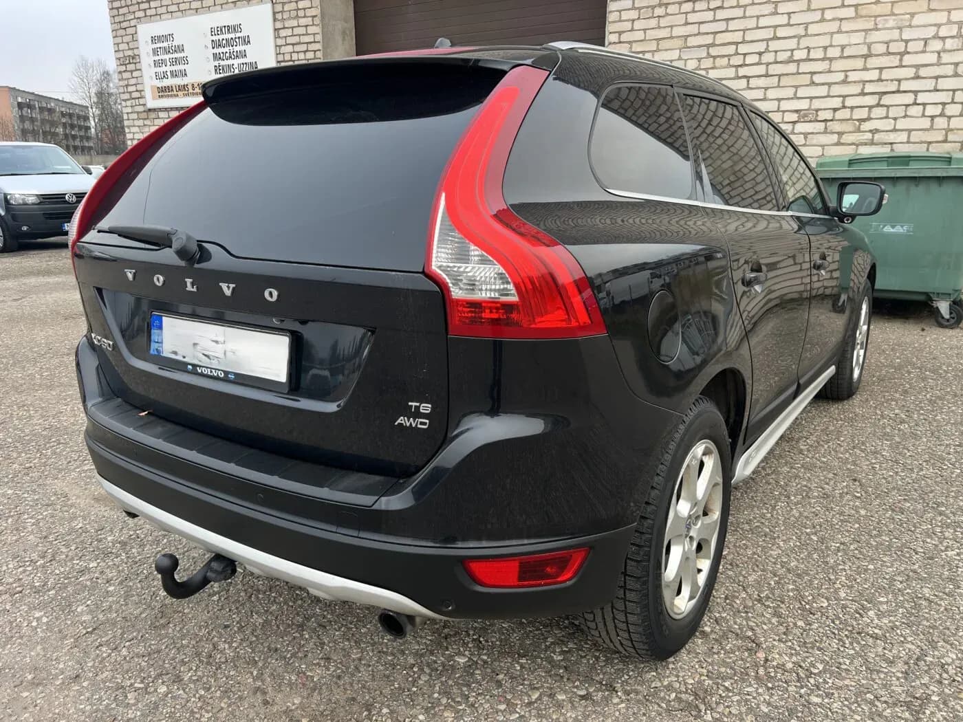 Kuva puretusta autosta 3
