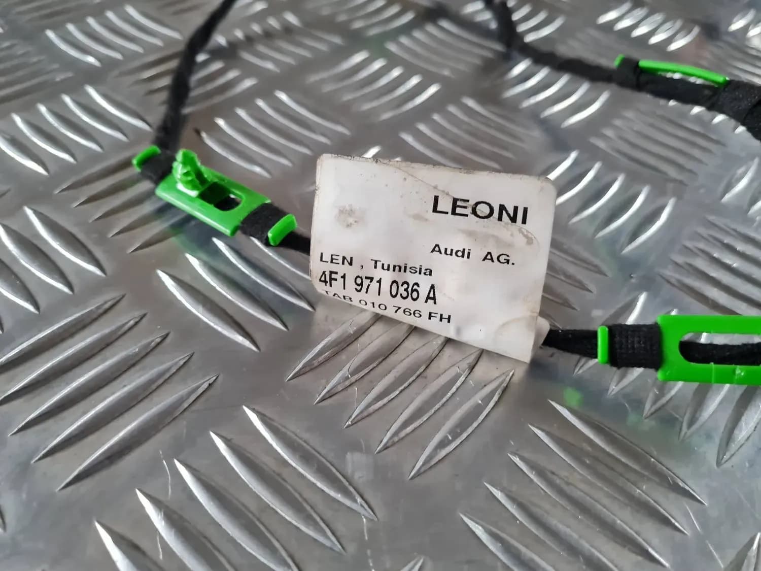 Oven johdot AUDI A6 2008 - foto 2