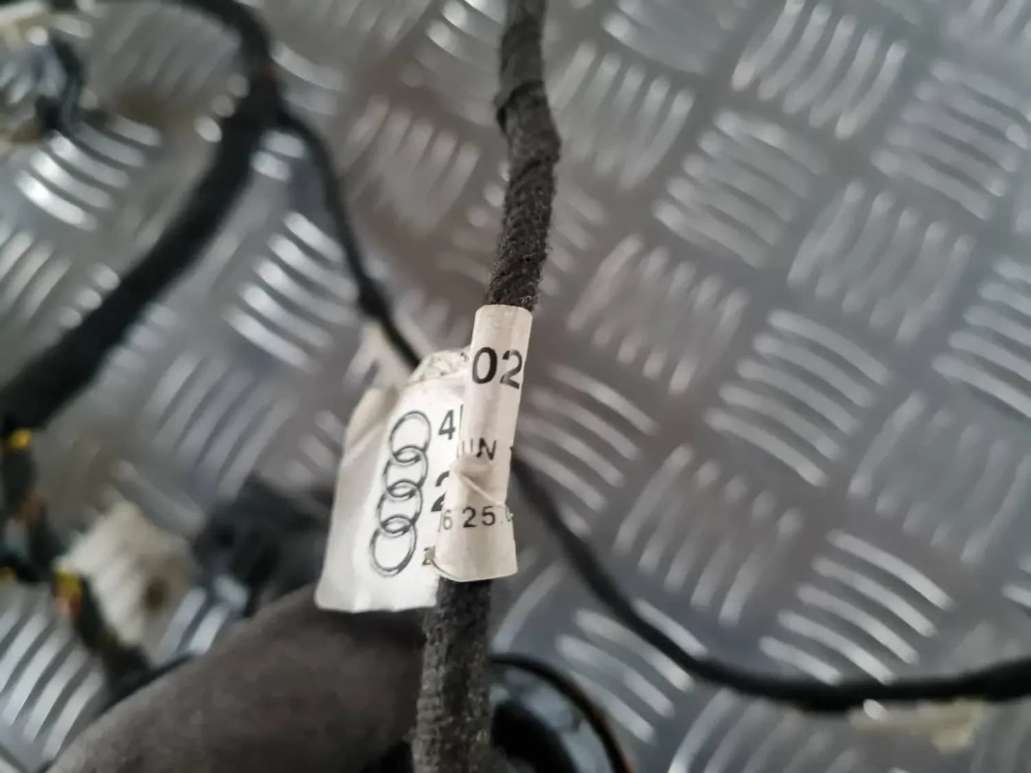Oven johdot AUDI A6 2008 - foto 4