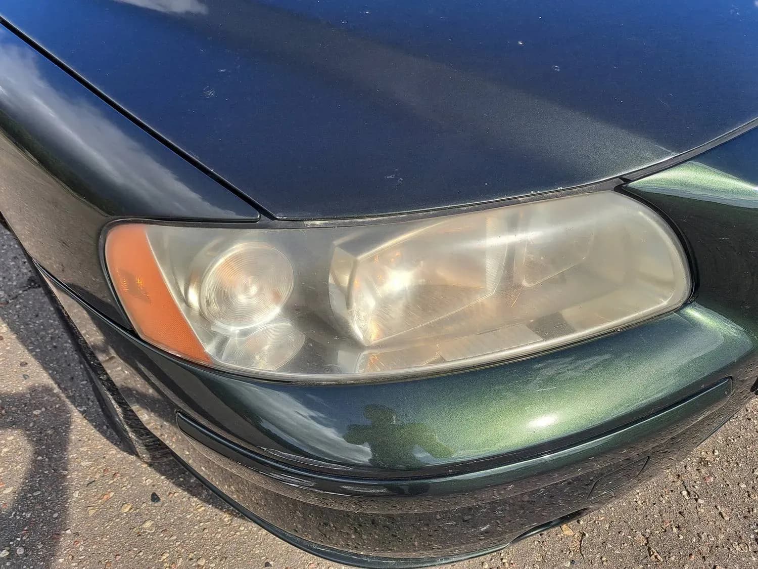 Kuva puretusta autosta 5