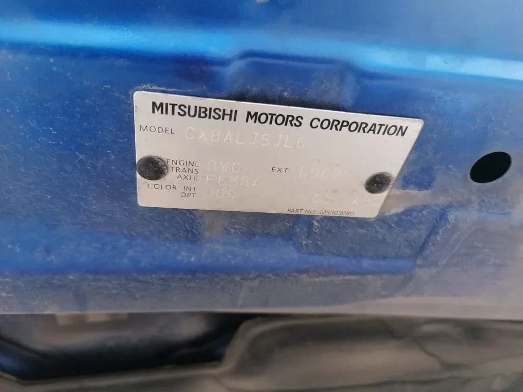 Kuva puretusta autosta 4