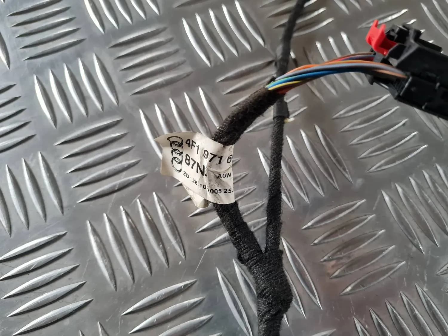 Oven johdot AUDI A6 2008 - foto 4