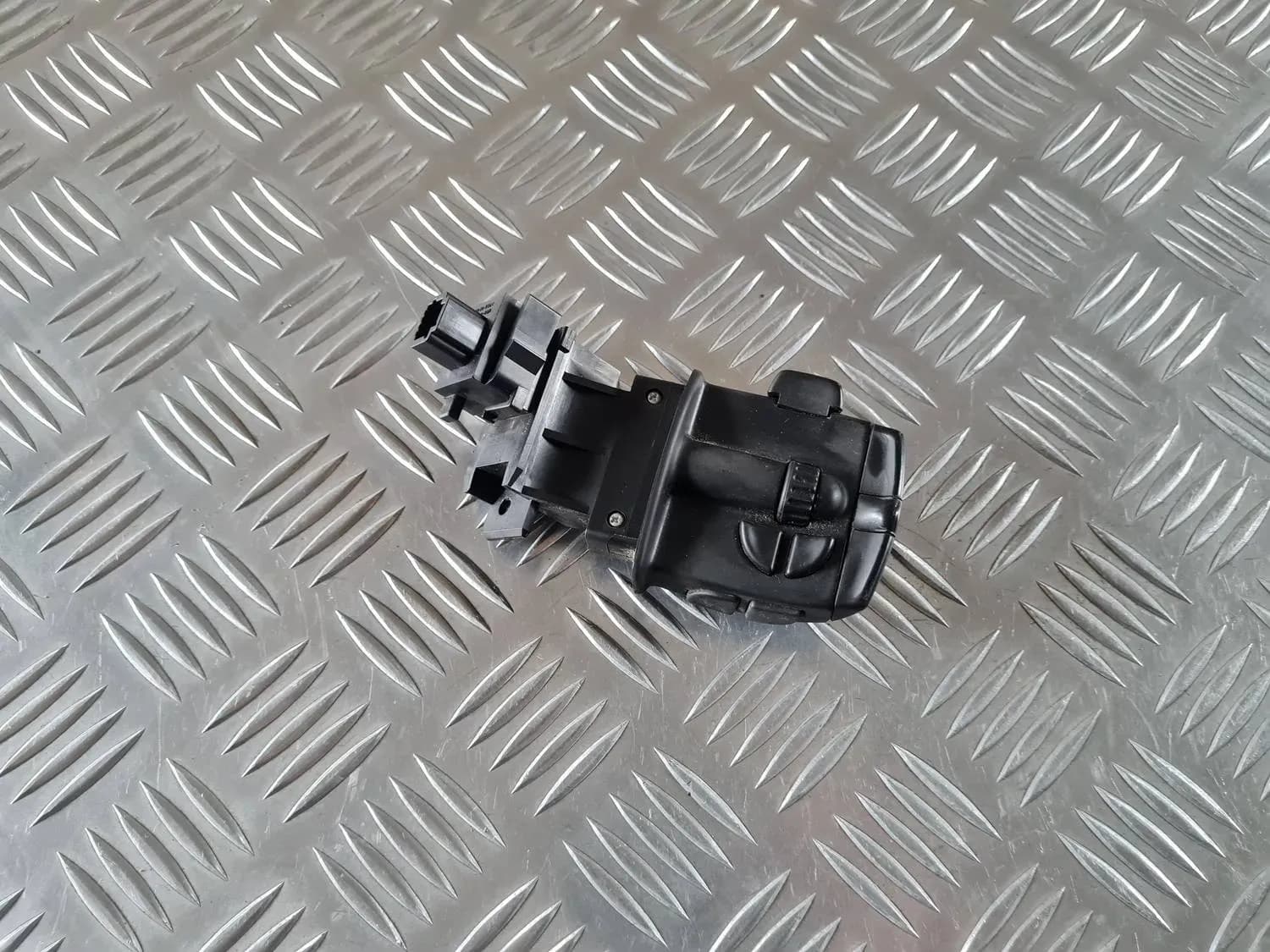 Monitoiminen ohjauspyörän kytkin RENAULT SCENIC III 2011 - foto 1