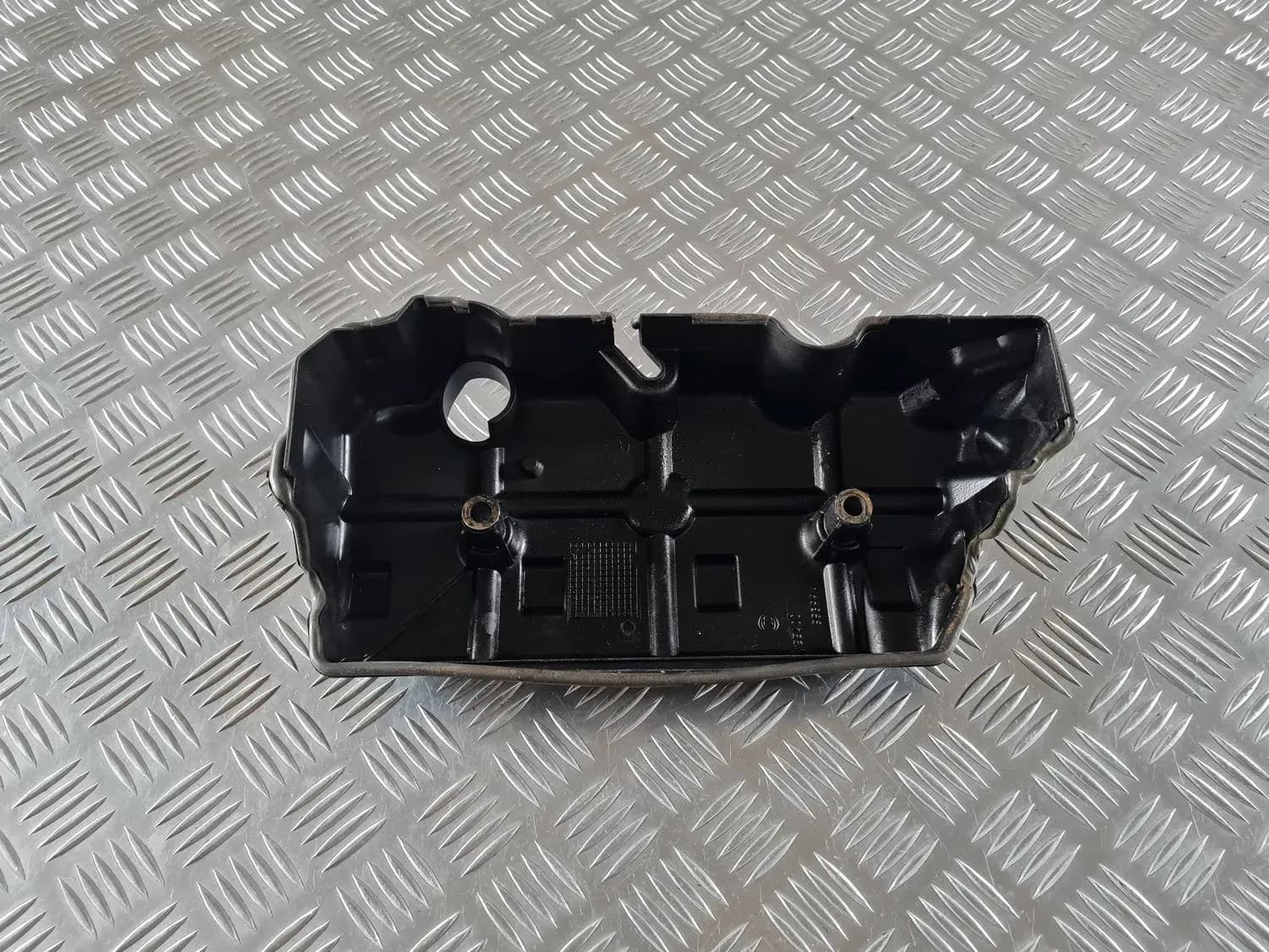 Pään kansi (venttiili) RENAULT SCENIC III 2011 - foto 3
