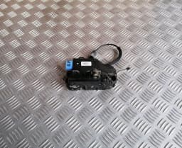 Vasemman etuoven lukko SKODA OCTAVIA 2012