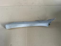 Salongin etupilarien verhoilu VOLVO S60 2007
