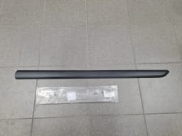 Vasemmanpuoleinen etuoven listat SKODA YETI 2012