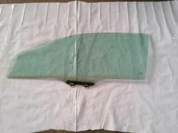 Vasemman etuoven lasi HONDA CIVIC 2004