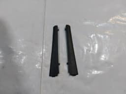Salongin etupilarien verhoilu VW JETTA 2008