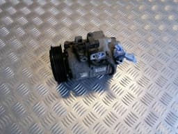 Ilmastoinnin kompressori VW POLO 2011