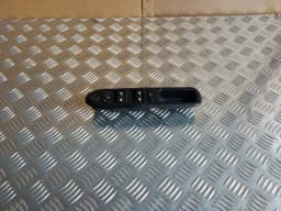 Kuljettajan oven kytkinpainikkeet PEUGEOT 407 2006