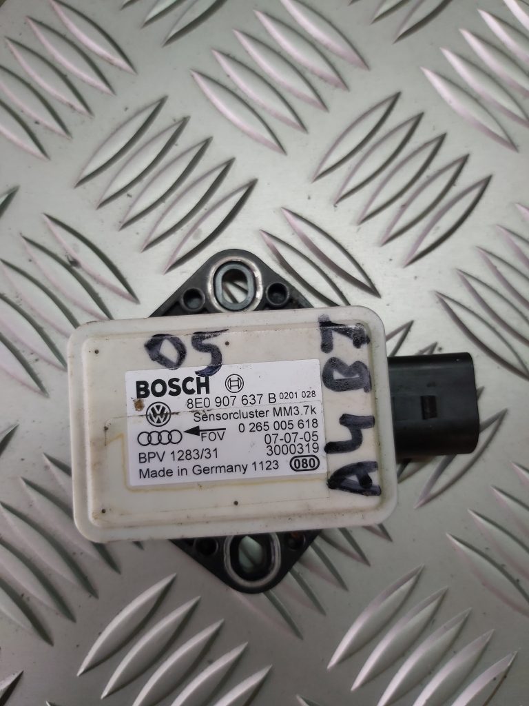 ESP ātruma devējs priekš AUDI A4 2005 1 ESP ātruma devējs priekš AUDI A4 2005