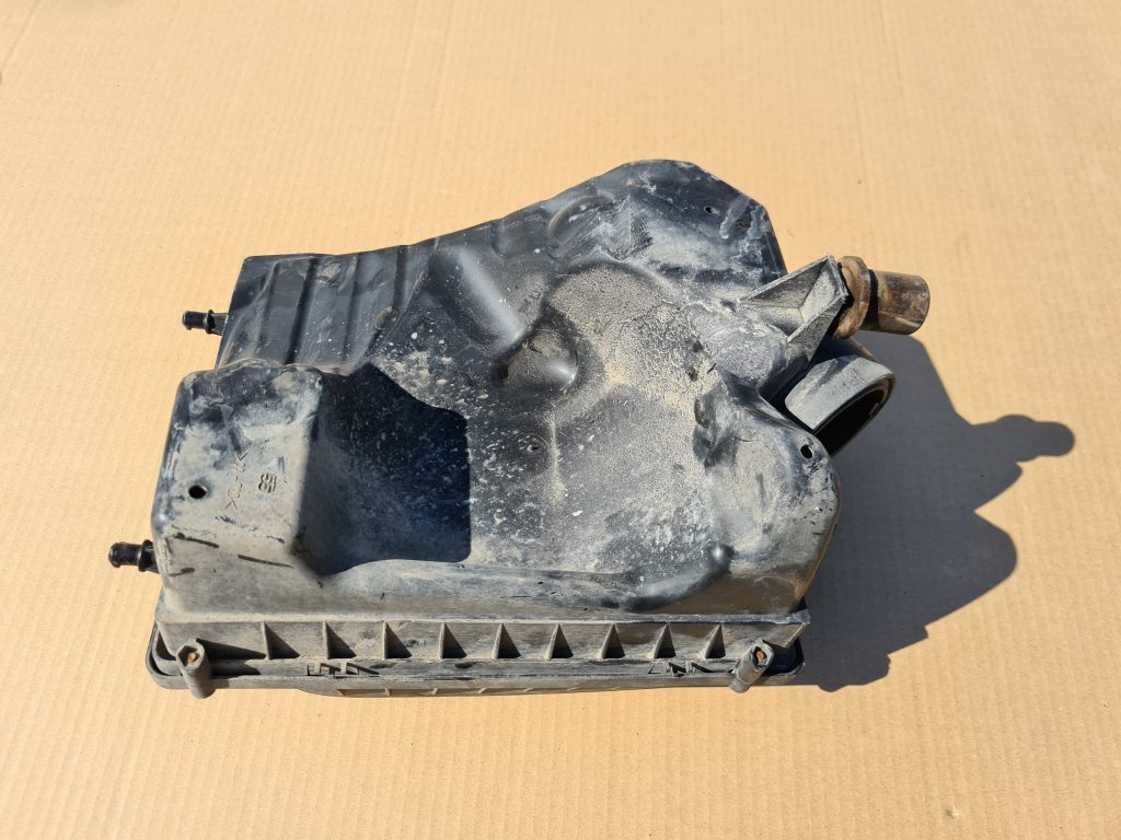 Gaisa filtra korpuss priekš OPEL ASTRA H 2005 GREEN 1 Gaisa filtra korpuss priekš OPEL ASTRA H 2005 GREEN