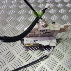 Priekšējo labo durvju slēdzene priekš PEUGEOT 407 2004