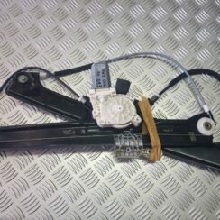 Stikla pacelšanas mehānisms priekšējais kreisais priekš BMW 520D E60 2006 ENG.