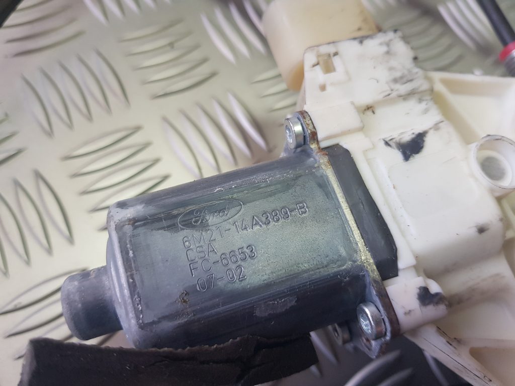 Stikla pacelšanas mehānisms aizmugurējais labais priekš FORD GALAXY 2007 2 Stikla pacelšanas mehānisms aizmugurējais labais priekš FORD GALAXY 2007