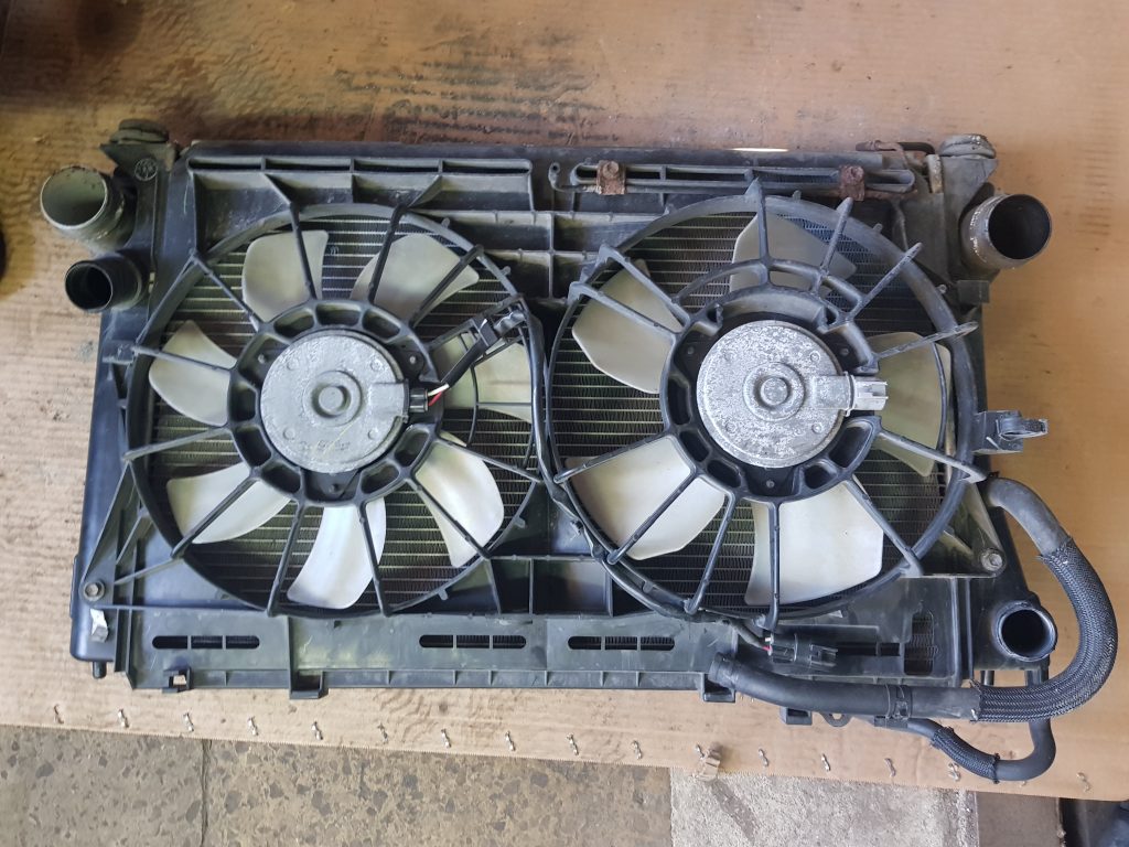 Dzesēšanas radiatora ventilators priekš TOYOTA COROLLA VERSO 2008 1 Dzesēšanas radiatora ventilators priekš TOYOTA COROLLA VERSO 2008