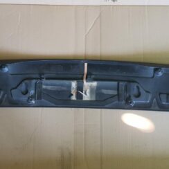 Bagāžnieka vāka spoileris priekš BMW 525D E61 2007 TOURING BLACK