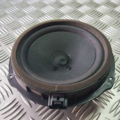 Durvju skaļrunis, apakšā priekš FORD FOCUS 2016