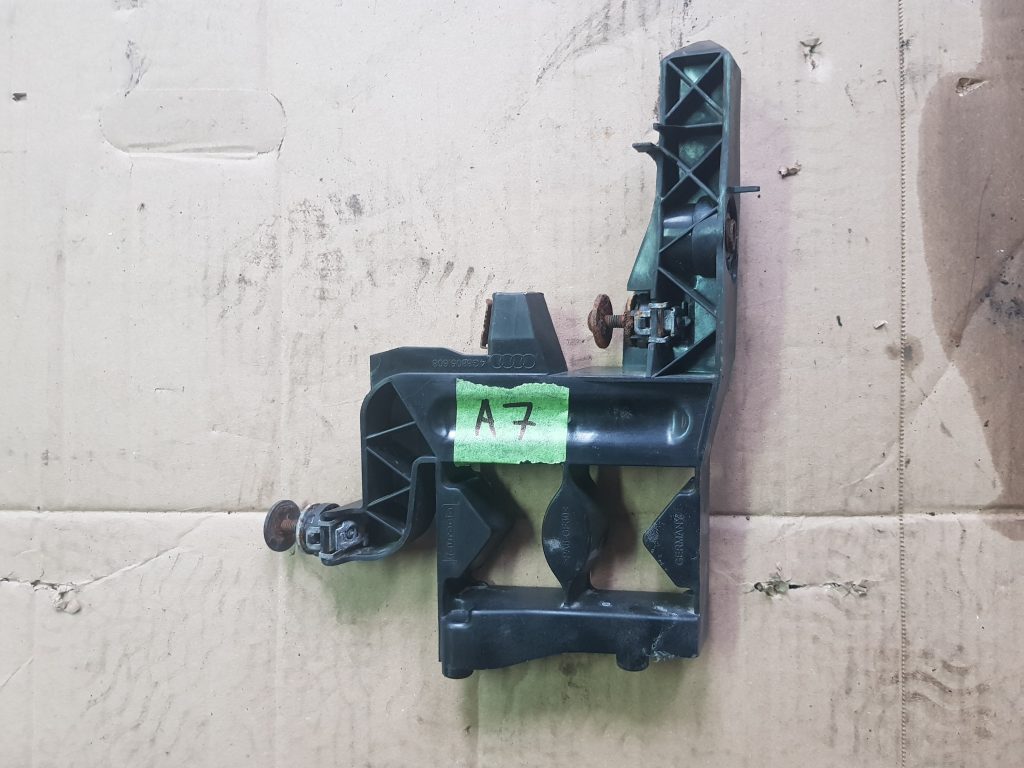 Priekšēja luktura kronšteins priekš AUDI A7 2011 SPORTBACK 1 Priekšēja luktura kronšteins priekš AUDI A7 2011 SPORTBACK