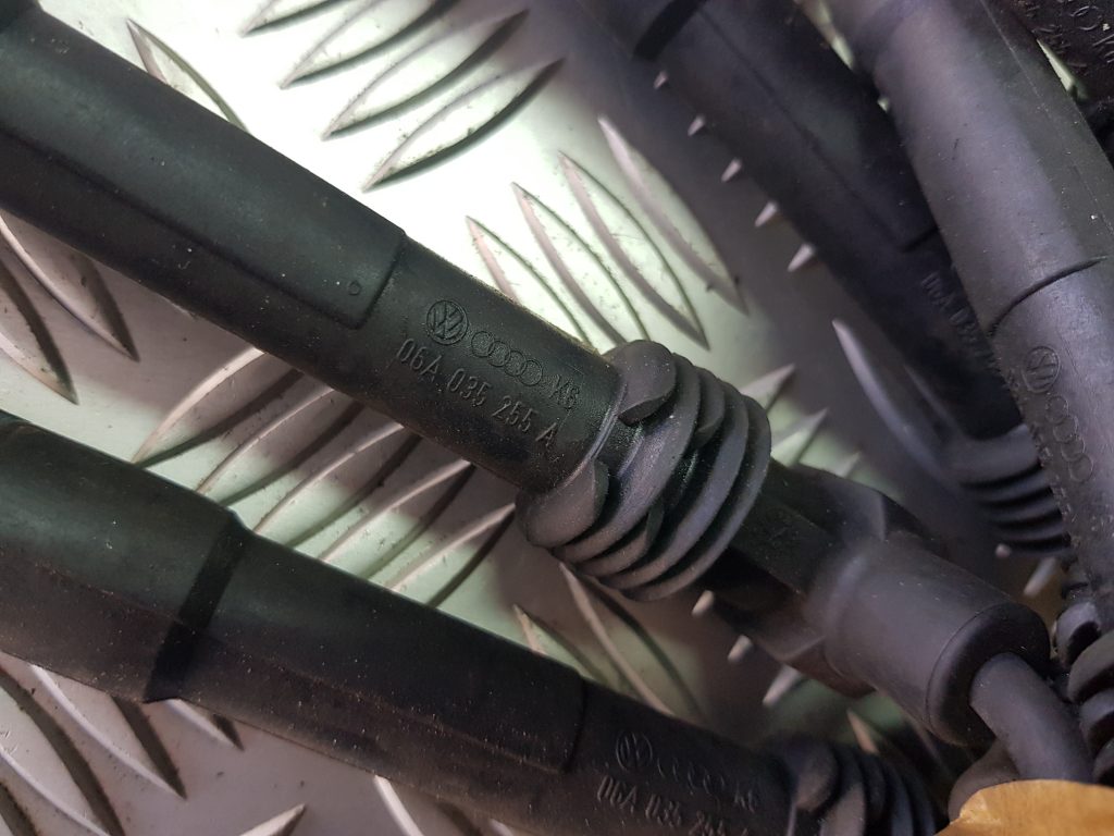 Kvēlsveču vadi priekš AUDI A6 1998 2 Kvēlsveču vadi priekš AUDI A6 1998