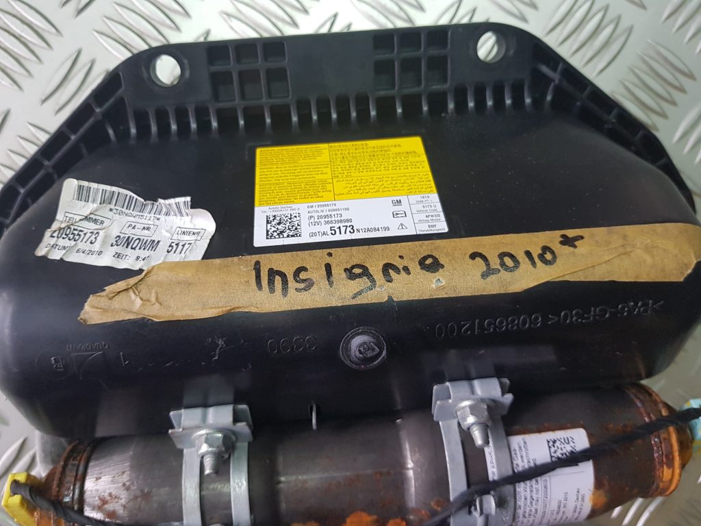 Mērinstrumentu paneļa drošības spilvens priekš OPEL INSIGNIA SPORTS TOURER 2010