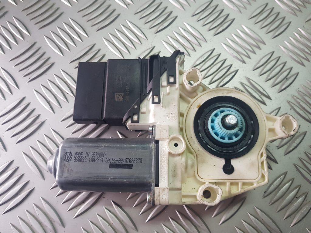 Elektrisko stiklu motors priekš AUDI A4 2005 1 Elektrisko stiklu motors priekš AUDI A4 2005