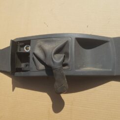 Centrālās konsoles (apdares) vidēja daļa priekš VW POLO 2005