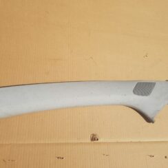 Priekšējas salona statnes apdare priekš VW POLO 2005