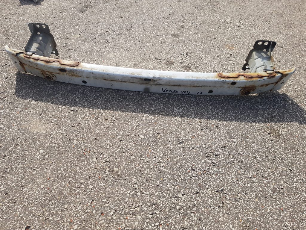 Priekšējā bufera pastiprinātājs priekš TOYOTA VERSO 2012 1 Priekšējā bufera pastiprinātājs priekš TOYOTA VERSO 2012