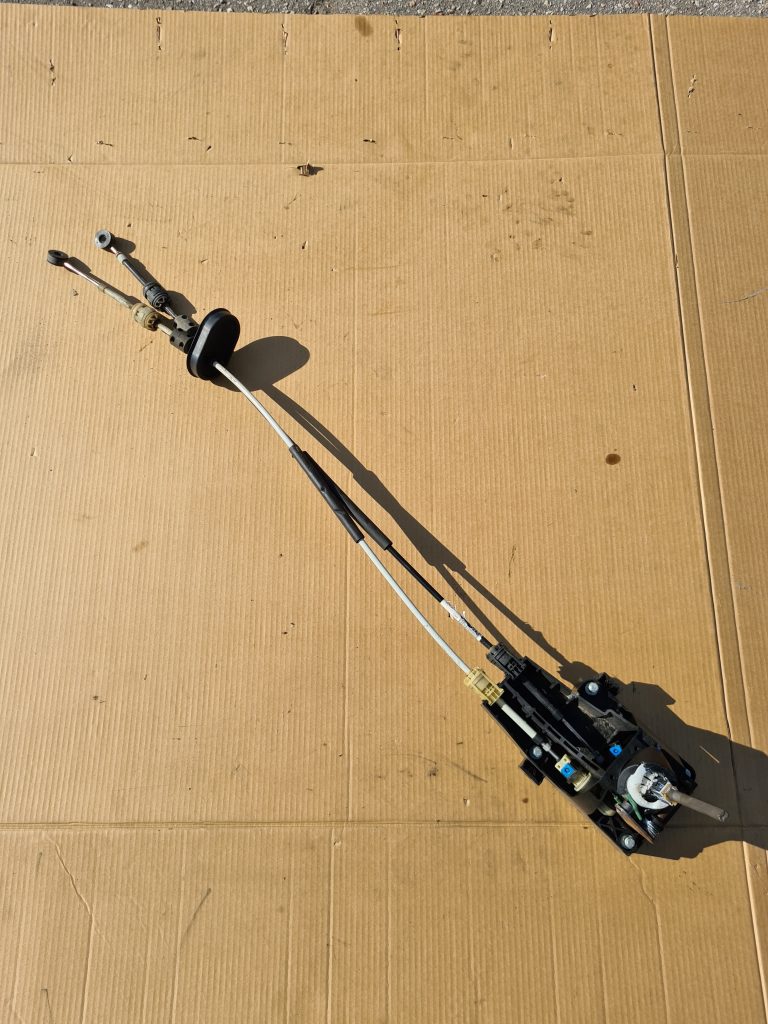 Ātrumu pārslēgšanas slēdzis priekš OPEL ASTRA J 2011 1 Ātrumu pārslēgšanas slēdzis priekš OPEL ASTRA J 2011