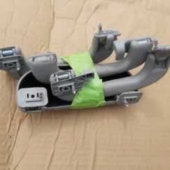 Salona rokturis griestos priekš AUDI A4 2003