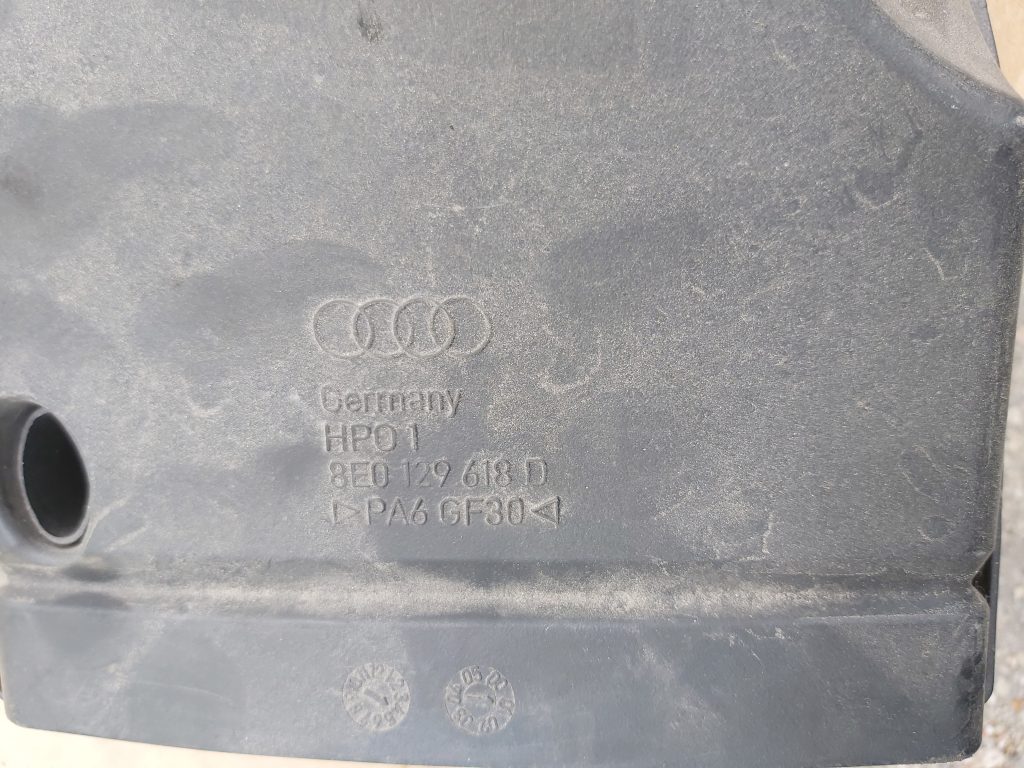 Gaisa vads priekš AUDI A4 2003 2 Gaisa vads priekš AUDI A4 2003
