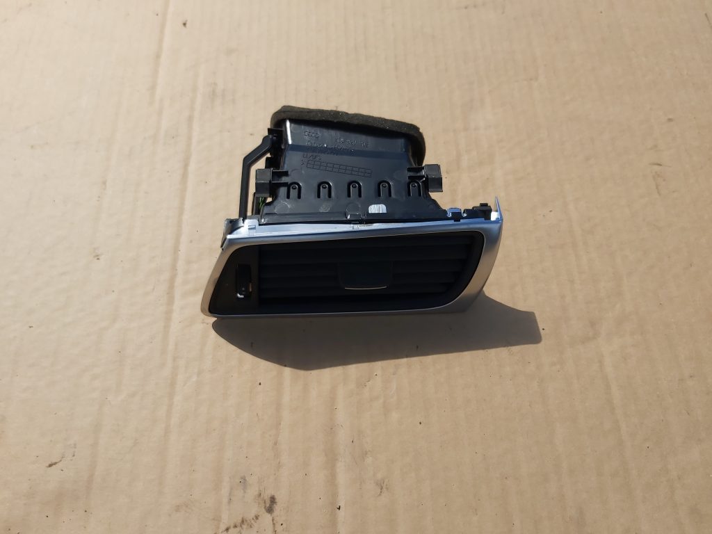 Mērinstrumentu paneļa gaisa vads, pa labi priekš AUDI A7 2011 SPORTBACK 1 Mērinstrumentu paneļa gaisa vads, pa labi priekš AUDI A7 2011 SPORTBACK